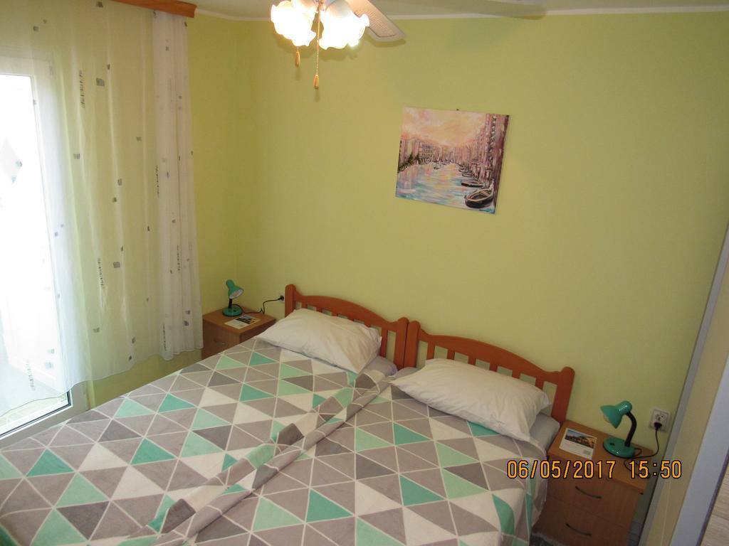 Guest House Vanessa Супетар Екстериор снимка
