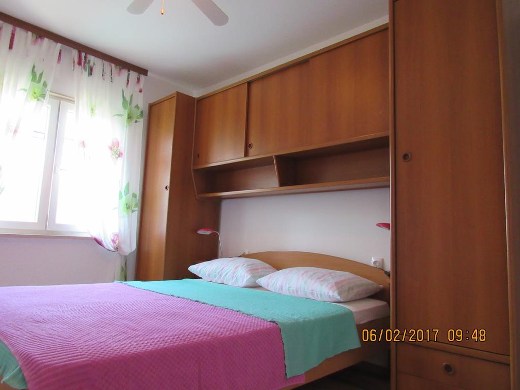Guest House Vanessa Супетар Екстериор снимка