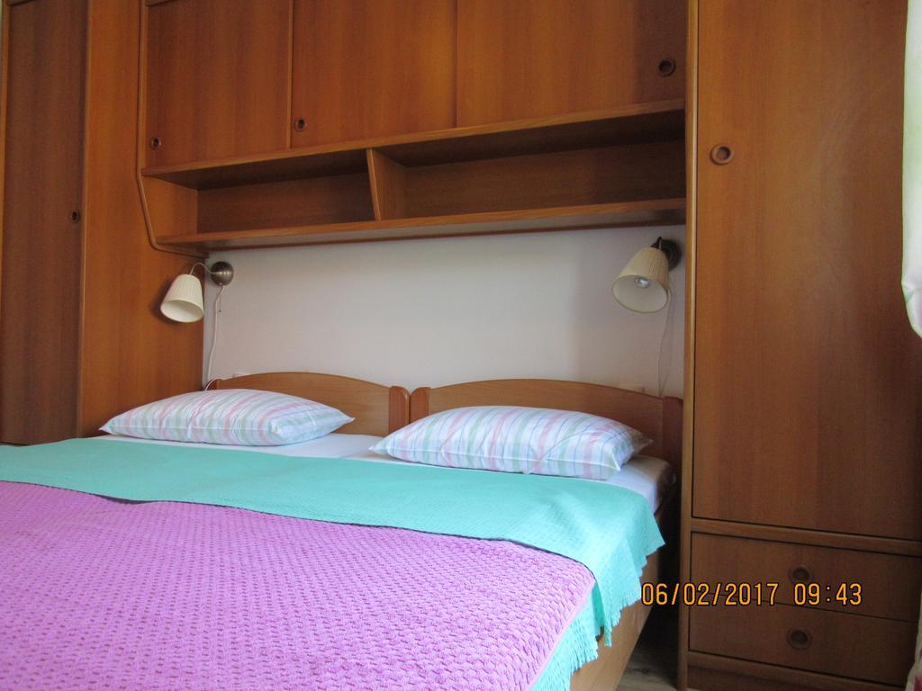 Guest House Vanessa Супетар Екстериор снимка