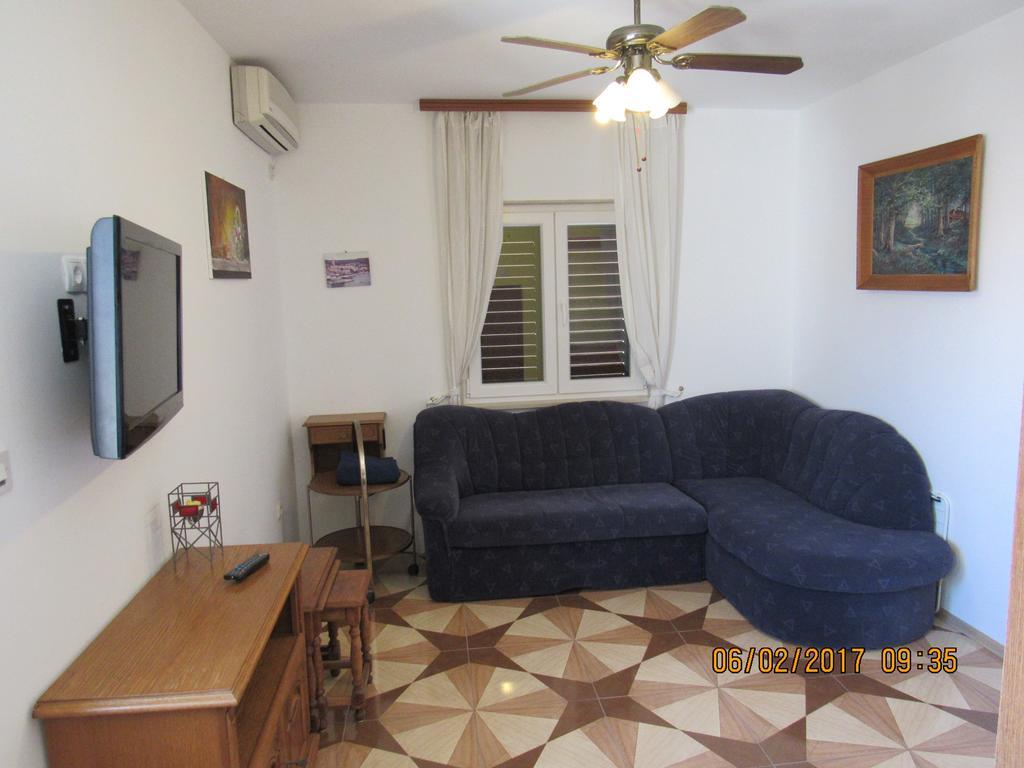 Guest House Vanessa Супетар Екстериор снимка